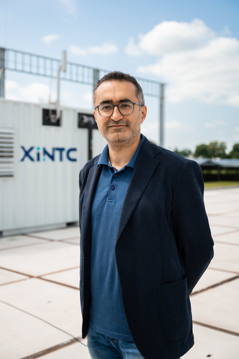Sina Salim bij een innovatiebijeenkomst